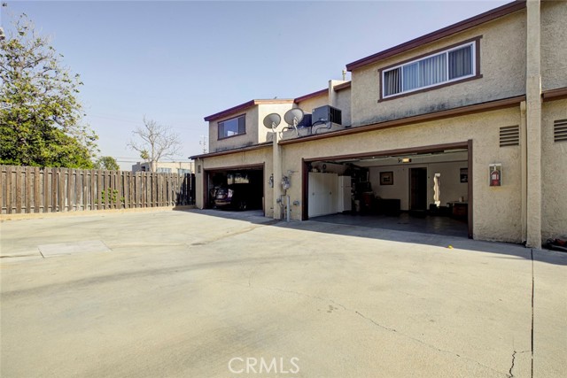 Detail Gallery Image 20 of 20 For 7631 Vineland #2,  Sun Valley,  CA 91352 - 2 Beds | 1/1 Baths