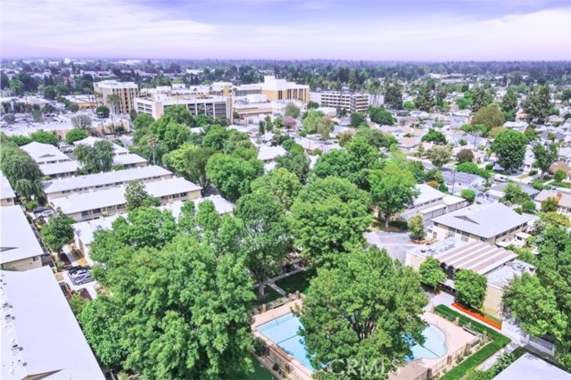 Detail Gallery Image 18 of 18 For 8100 Canby Ave #4,  Reseda,  CA 91335 - 2 Beds | 2 Baths