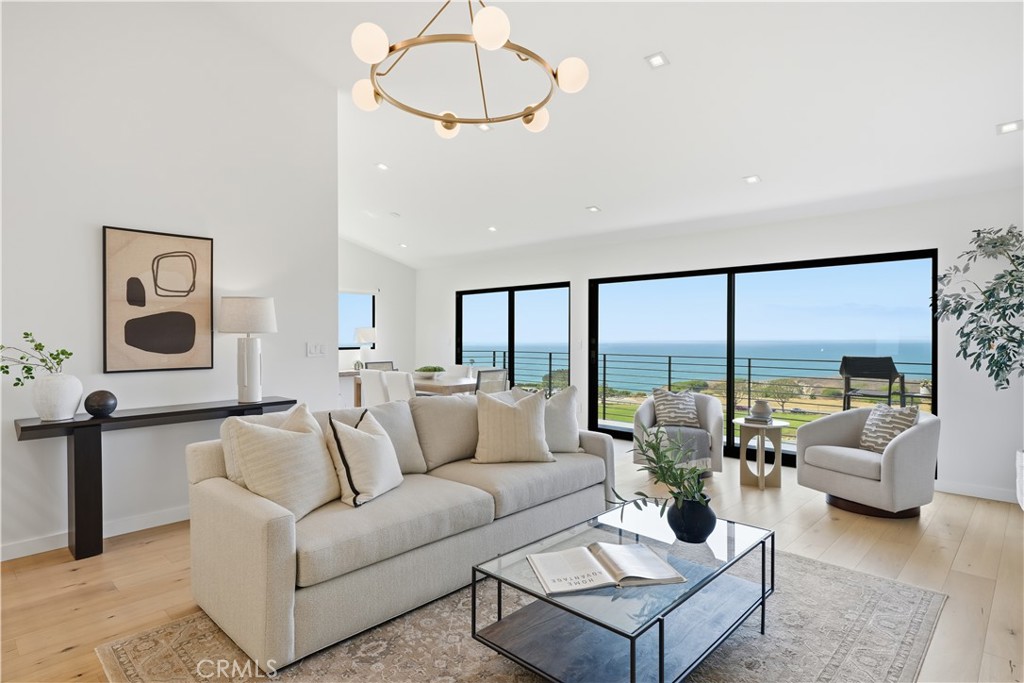 Picture of Palos Verdes Estates, CA 90274