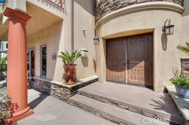 Detail Gallery Image 3 of 9 For 116 Termino Ave, Long Beach,  CA 90803 - 4 Beds | 4/1 Baths