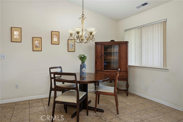 Detail Gallery Image 11 of 31 For 18841 Spyglass, Hidden Valley Lake,  CA 95467 - 3 Beds | 2 Baths