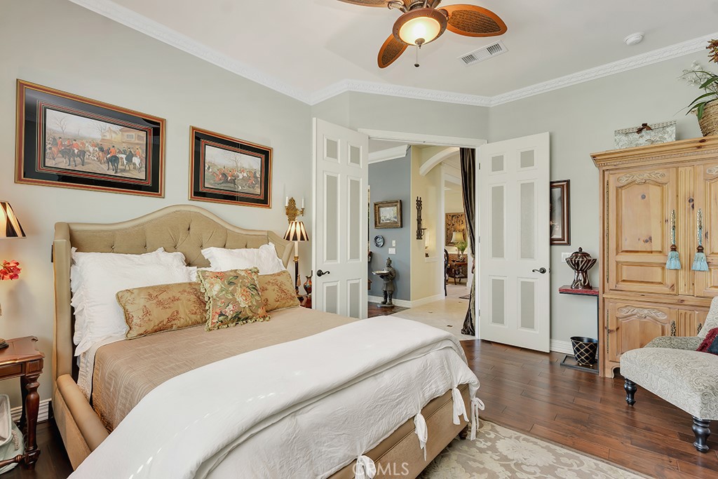 https://media.crmls.org/medias/fbcf44b0-0628-4f3d-bed7-717898dbdade.jpg?preset=X-Large