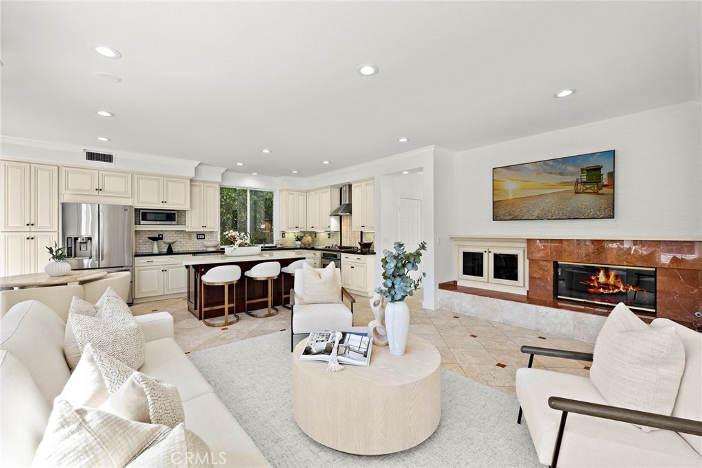 MLS #OC25257856 image #12