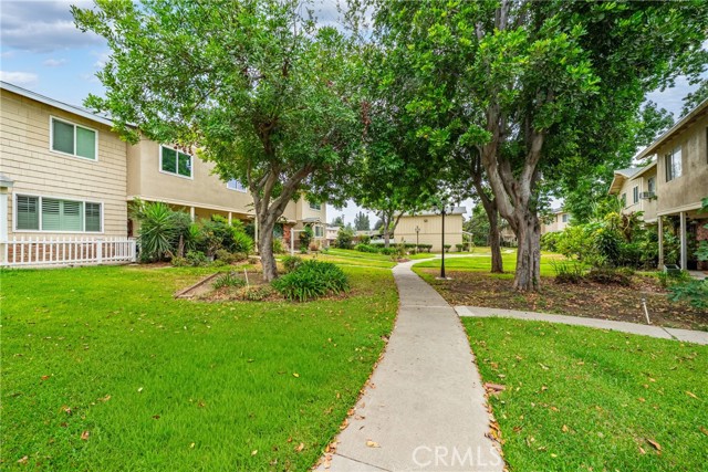 Detail Gallery Image 27 of 31 For 644 E Lee Pl, Azusa,  CA 91702 - 4 Beds | 3 Baths