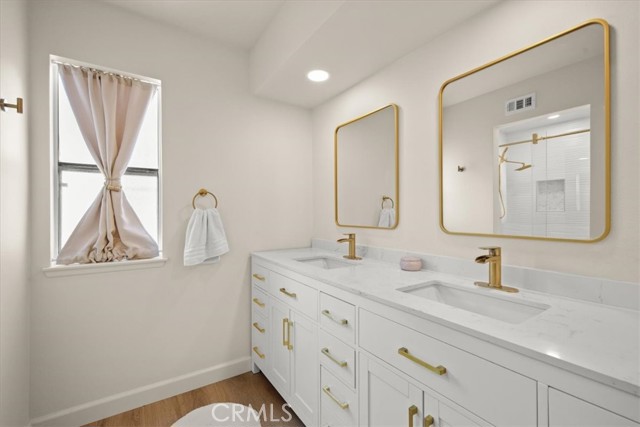 Detail Gallery Image 23 of 43 For 6613 Poppyview Dr, Oak Park,  CA 91377 - 3 Beds | 2/1 Baths