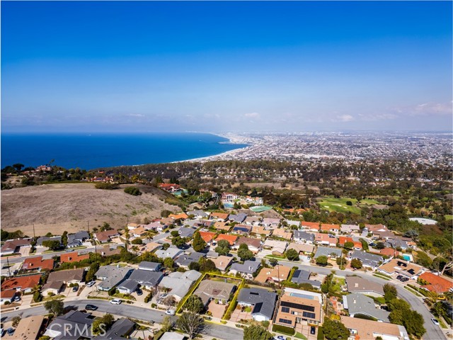 5727 Capeswood Drive, Rancho Palos Verdes, California 90275, 4 Bedrooms Bedrooms, ,2 BathroomsBathrooms,Single Family Residence,For Sale,Capeswood,SB25034276