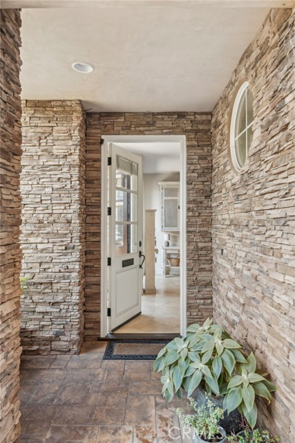 Detail Gallery Image 25 of 27 For 610 Marigold Ave, Corona Del Mar,  CA 92625 - 3 Beds | 3/1 Baths