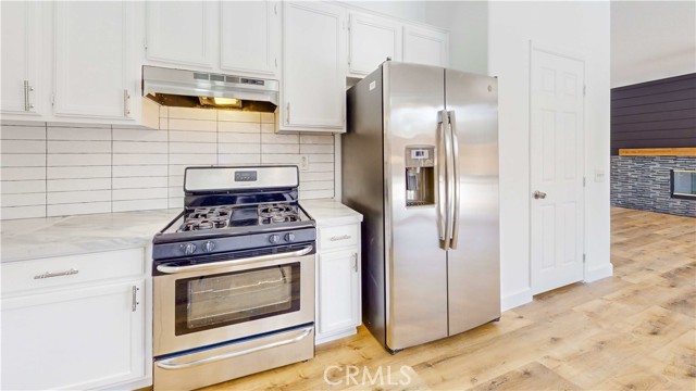 Detail Gallery Image 16 of 70 For 17877 Orangewood Ln, Riverside,  CA 92503 - 5 Beds | 3 Baths