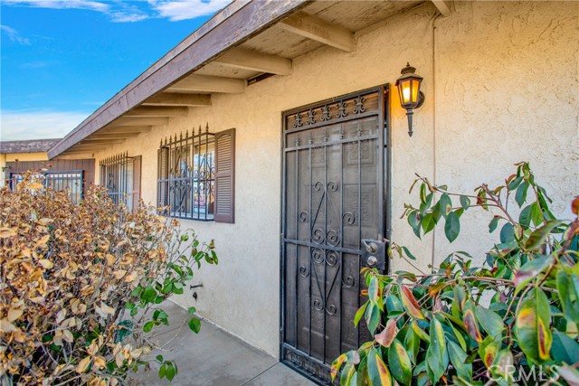 Detail Gallery Image 4 of 48 For 11324 Boxwood Ave, Hesperia,  CA 92345 - 2 Beds | 2 Baths