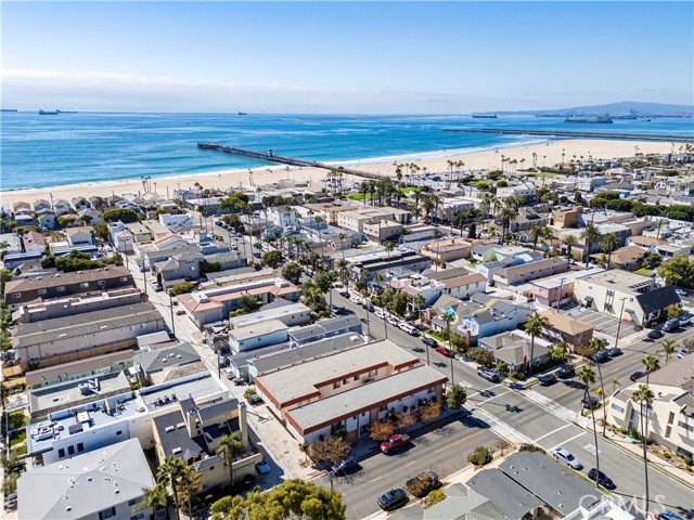 1106 Central, Seal Beach CA: https://media.crmls.org/medias/fbd446c2-43be-4eaa-8263-b5664f1aa8e2.jpg