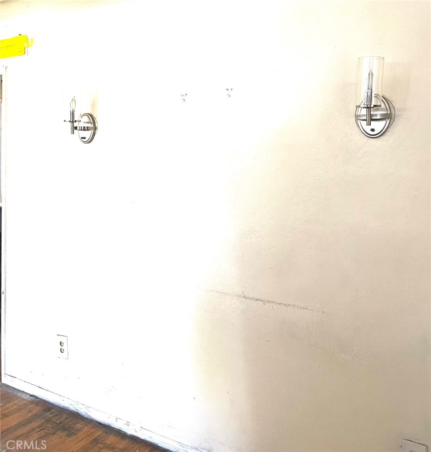 https://media.crmls.org/medias/fbd46b90-1846-4ae0-9f23-8ee49589511d.jpg?preset=X-Large