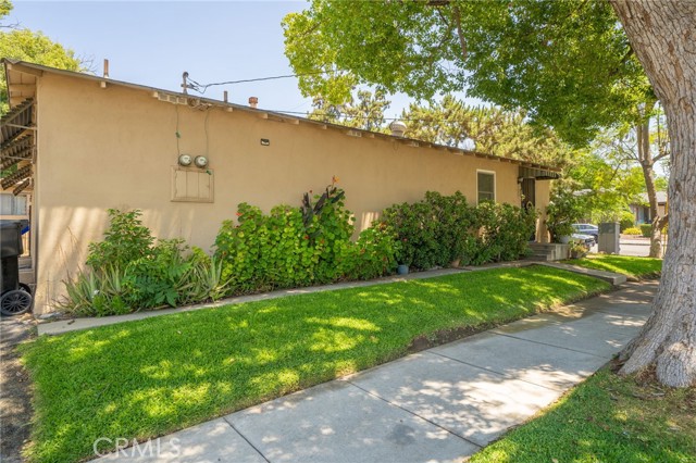 903 N Eleanor Street, Pomona CA: https://media.crmls.org/medias/fbd5287c-833c-4ef6-a6f7-2aa901e791bf.jpg