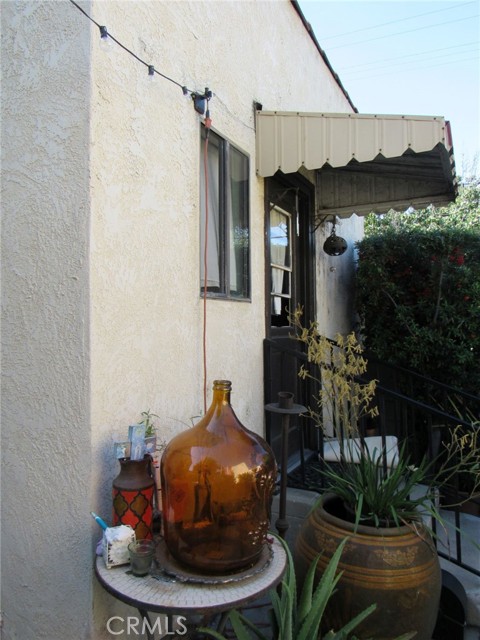 Detail Gallery Image 34 of 56 For 1937 Ripple St, Los Angeles,  CA 90039 - 4 Beds | 2 Baths