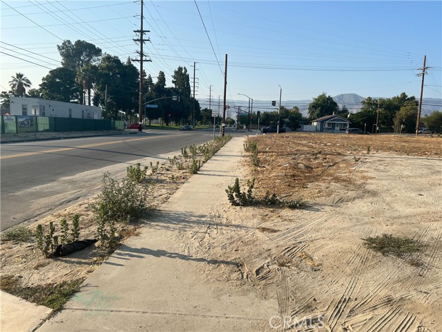 0 E Lugonia Avenue, Redlands, California 92374, ,Land,For Sale,0 E Lugonia Avenue,CRIV24154413