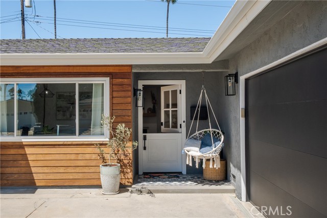 7661 Ontario Drive, Huntington Beach CA: https://media.crmls.org/medias/fbd8b594-1ea9-4912-8c55-4ec56dc10cc1.jpg