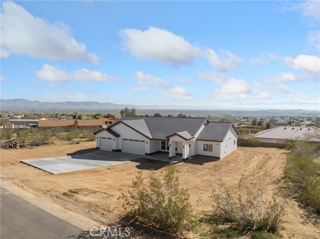 Detail Gallery Image 33 of 41 For 16970 Tokata Rd, Apple Valley,  CA 92307 - 3 Beds | 2 Baths
