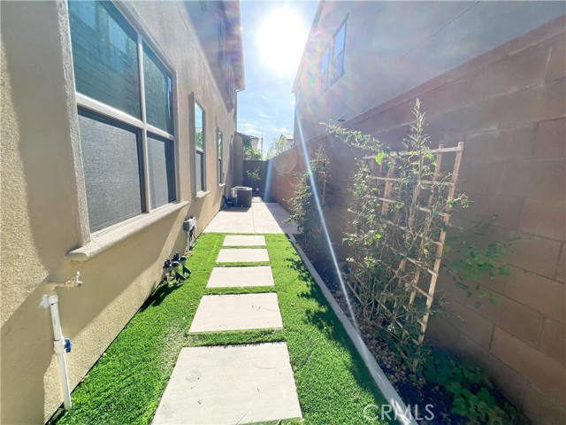 Detail Gallery Image 15 of 15 For 122 Gemini, Irvine,  CA 92618 - 4 Beds | 4 Baths