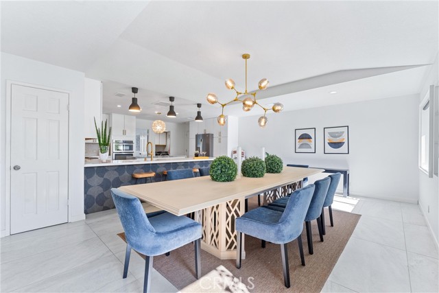 1045 E Deepak Road, Palm Springs CA: https://media.crmls.org/medias/fbd950b2-cdda-4af1-b276-7995828e7c0c.jpg