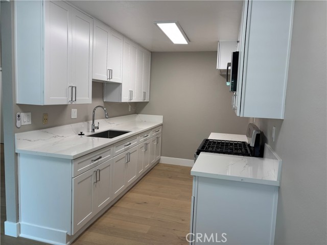 Detail Gallery Image 4 of 11 For 1250 S Brookhurst St #2084,  Anaheim,  CA 92804 - 2 Beds | 1 Baths