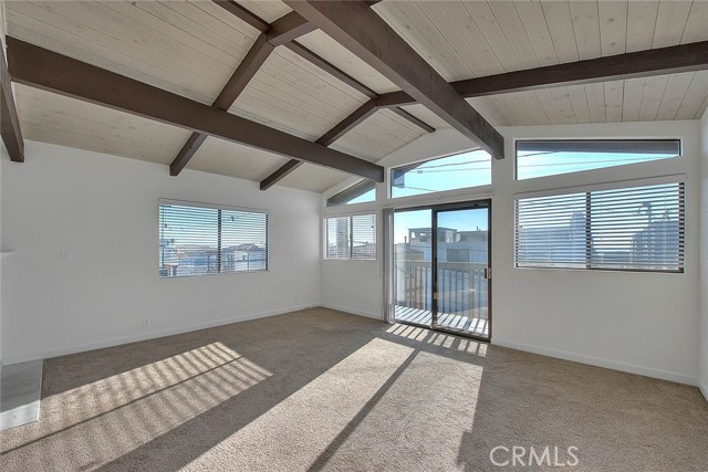 Detail Gallery Image 7 of 20 For 833 Monterey Bld, Hermosa Beach,  CA 90254 - 2 Beds | 2 Baths