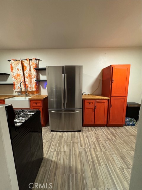 Detail Gallery Image 5 of 12 For 910 W 138th, Compton,  CA 90222 - 3 Beds | 1 Baths