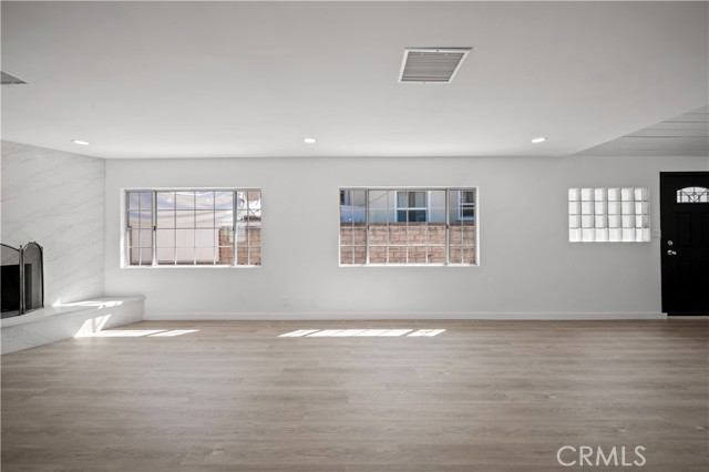 Detail Gallery Image 45 of 73 For 7445 Balcom Ave, Reseda,  CA 91335 - 4 Beds | 2 Baths