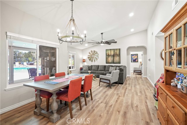 319 Cheerful Court, Simi Valley CA: https://media.crmls.org/medias/fbdbda6e-cd13-4e5a-9065-0c55a9adbf07.jpg