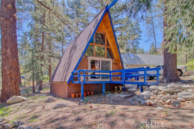 Detail Gallery Image 1 of 49 For 6253 Cardinal Rd, Wrightwood,  CA 92397 - 1 Beds | 1 Baths