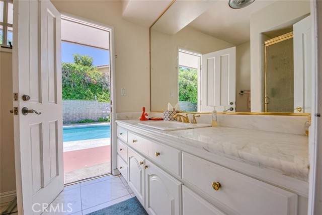 Detail Gallery Image 56 of 75 For 1801 Greenbriar Rd, Glendale,  CA 91207 - 3 Beds | 3 Baths