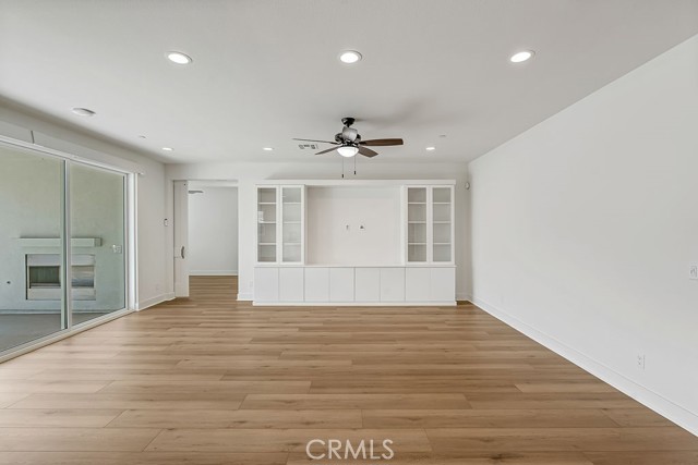 Detail Gallery Image 14 of 58 For 1626 Corte Medialuna, Chula Vista,  CA 91913 - 5 Beds | 4/1 Baths