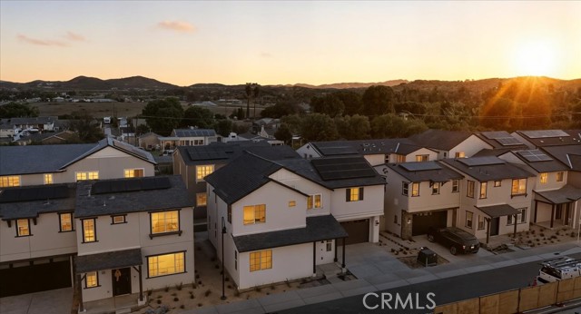 Detail Gallery Image 28 of 39 For 4852 Arroyo Run, Moorpark,  CA 93021 - 4 Beds | 3 Baths