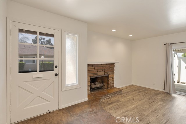 Detail Gallery Image 16 of 30 For 1919 Sherry #37,  Santa Ana,  CA 92705 - 3 Beds | 2 Baths