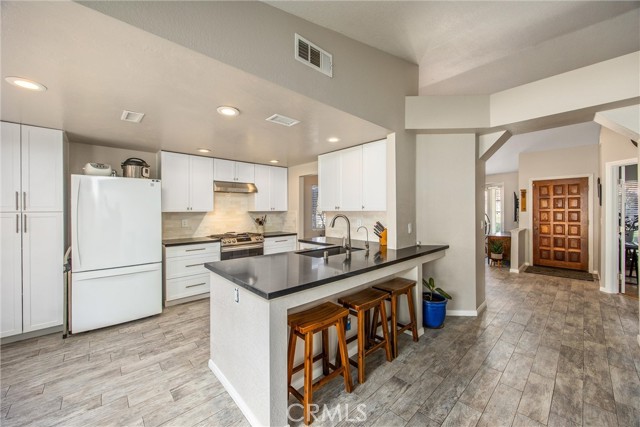 Detail Gallery Image 17 of 33 For 2201 Canyon, Colton,  CA 92324 - 3 Beds | 2 Baths