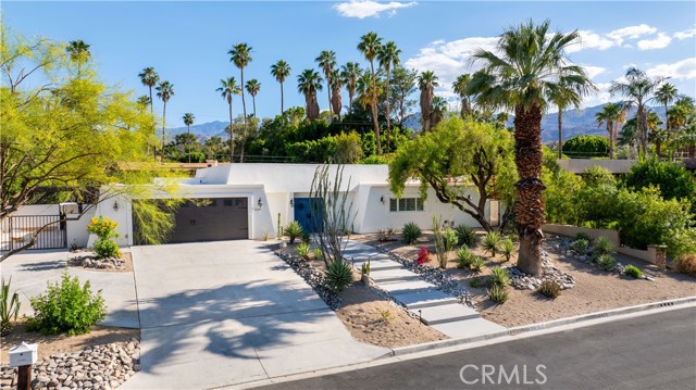Detail Gallery Image 2 of 74 For 72917 Willow St, Palm Desert,  CA 92260 - 3 Beds | 2 Baths