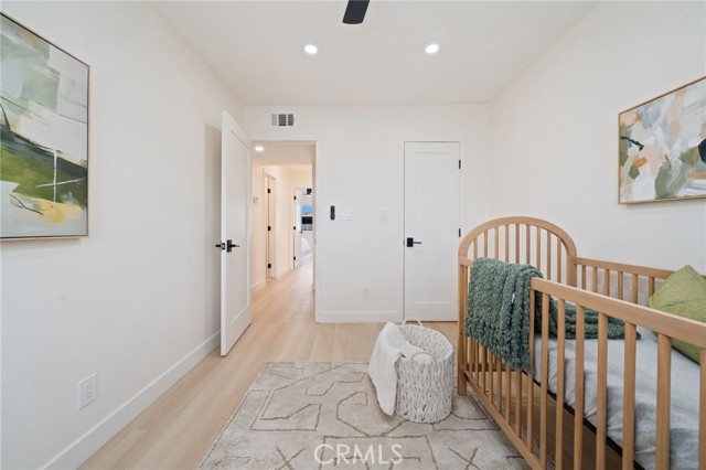 Detail Gallery Image 21 of 29 For 332 Flint Ave, Long Beach,  CA 90814 - 3 Beds | 3 Baths