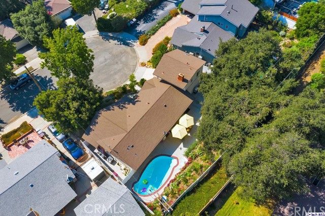 3825 Los Amigos Street, La Crescenta CA: https://media.crmls.org/medias/fbe33bec-6a81-4c8b-b2da-82819bf3dcc9.jpg