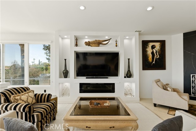 Detail Gallery Image 13 of 52 For 3610 Monserate Hill Ct, Fallbrook,  CA 92028 - 4 Beds | 3/1 Baths