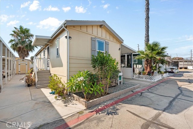 Detail Gallery Image 23 of 39 For 22111 Newport Ave #34,  Grand Terrace,  CA 92313 - 2 Beds | 2 Baths