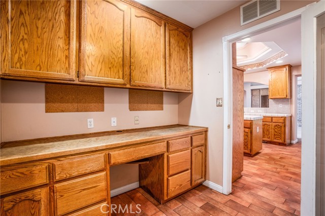 3400 Medallion Rose Avenue, Bakersfield CA: https://media.crmls.org/medias/fbe41bd7-2a27-4b05-922f-2645d69191d1.jpg
