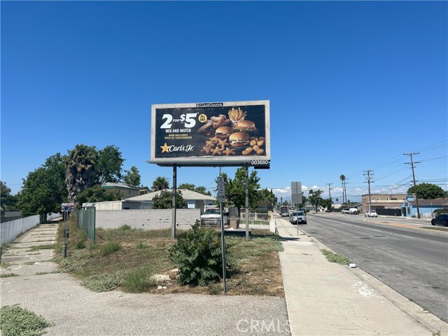 303 N Wilmington Avenue, Compton, CA 