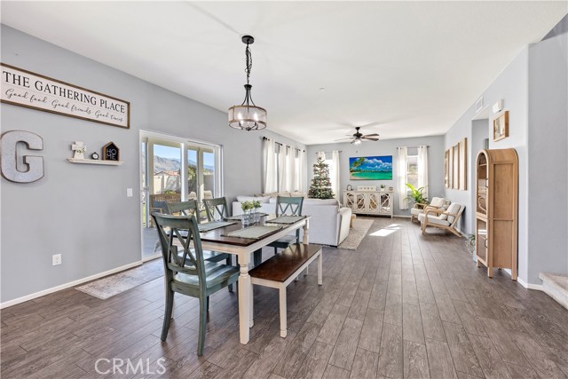 Detail Gallery Image 14 of 34 For 1665 Vibrant Gln, San Jacinto,  CA 92582 - 5 Beds | 3 Baths