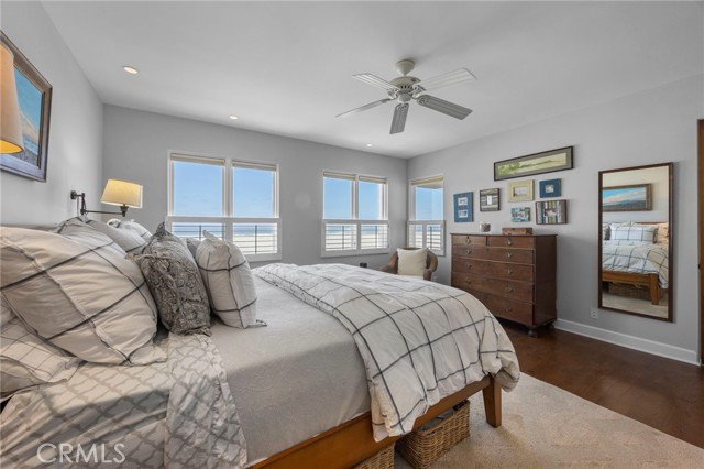 2326 The Strand, Hermosa Beach CA: https://media.crmls.org/medias/fbe53c94-539d-474b-87e4-479942cb33a1.jpg
