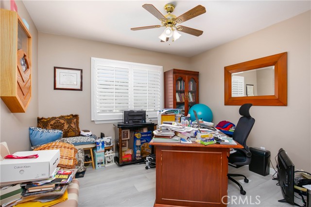 1805 Date Palm Drive, Palmdale CA: https://media.crmls.org/medias/fbe70340-9e35-4b1a-9aef-02892a61fb9b.jpg
