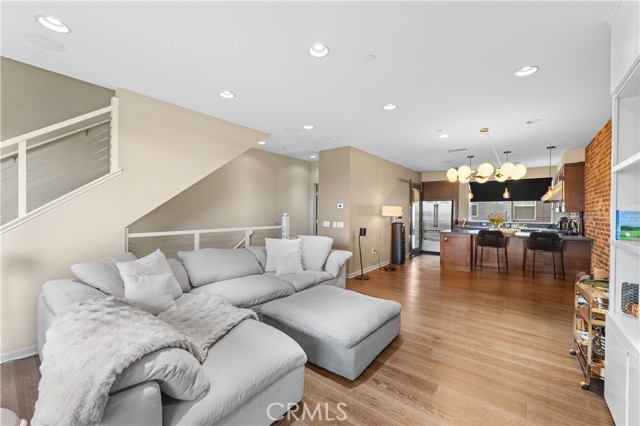 Detail Gallery Image 21 of 51 For 1530 Greenwich Way, Costa Mesa,  CA 92627 - 2 Beds | 3/1 Baths