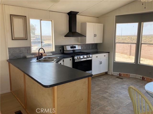 Detail Gallery Image 3 of 19 For 16450 Frontage Rd #26,  North Edwards,  CA 93523 - 2 Beds | 1 Baths