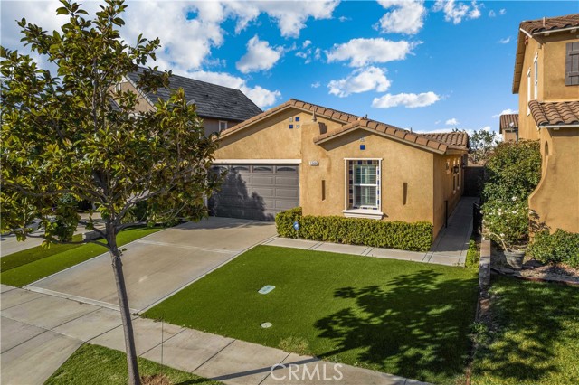 5368 Mantova Court, Fontana, CA 92336