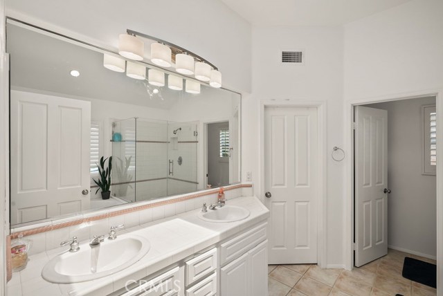 25 Belfort, Newport Coast CA: https://media.crmls.org/medias/fbe80dff-ba2d-4b6f-822f-f3e5fbee4edc.jpg