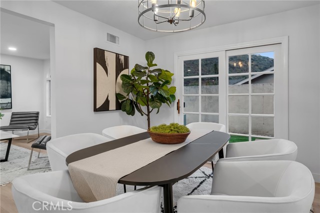Detail Gallery Image 9 of 48 For 19261 Brae, Santa Ana,  CA 92705 - 4 Beds | 2 Baths