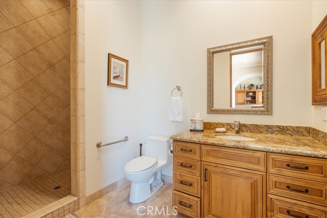 1917 Santa Margarita Drive, Fallbrook CA: https://media.crmls.org/medias/fbe8ea66-2350-465c-88c0-d1176c3a10a7.jpg