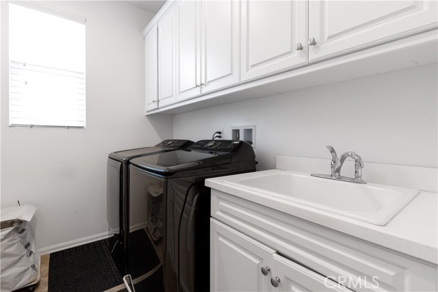 Detail Gallery Image 25 of 38 For 25430 Temescal Valley Ln, Corona,  CA 92883 - 4 Beds | 2/1 Baths